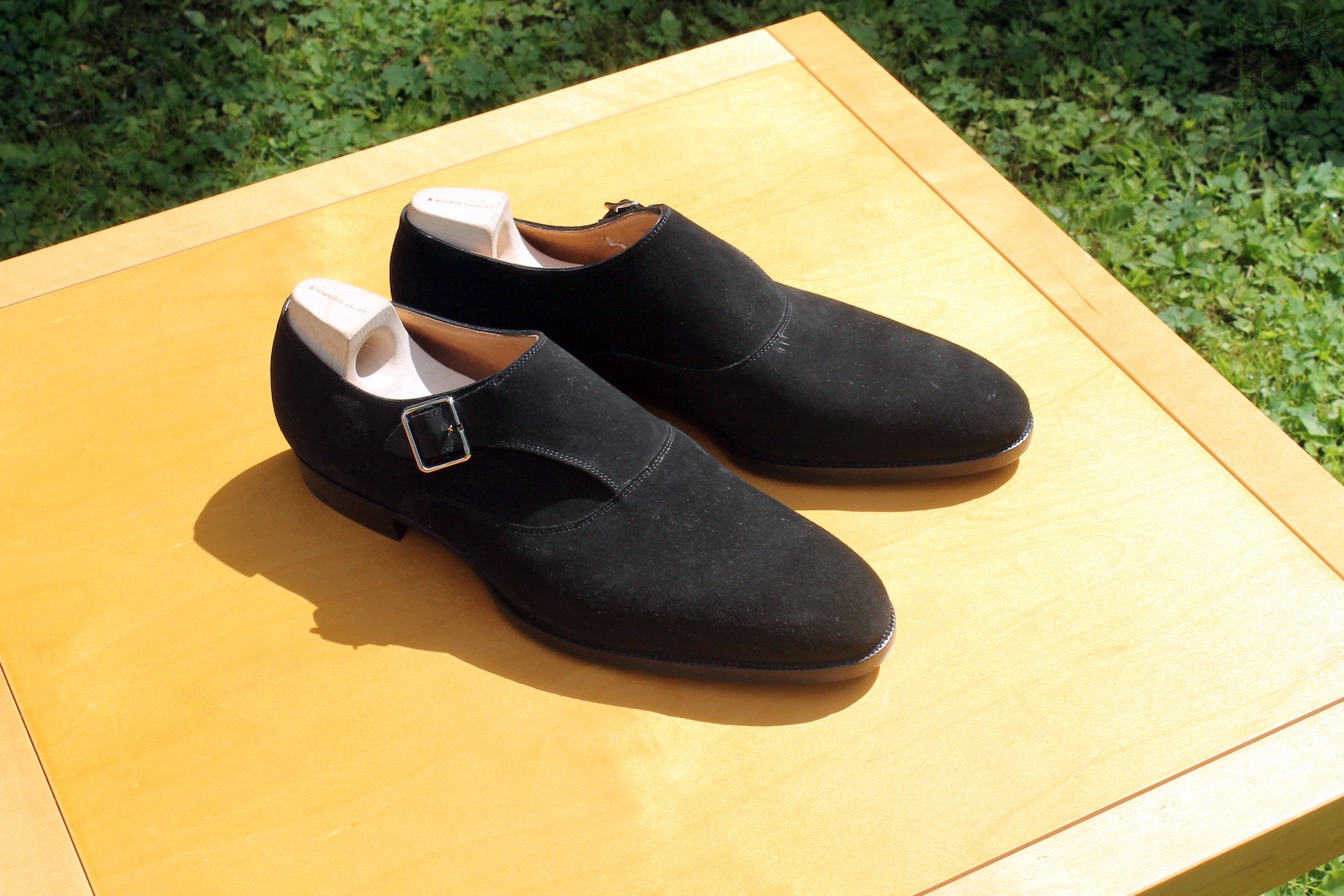 Saint_Crispins_black_suede_monk_shoes_from_Keikari_dot_com02.jpg