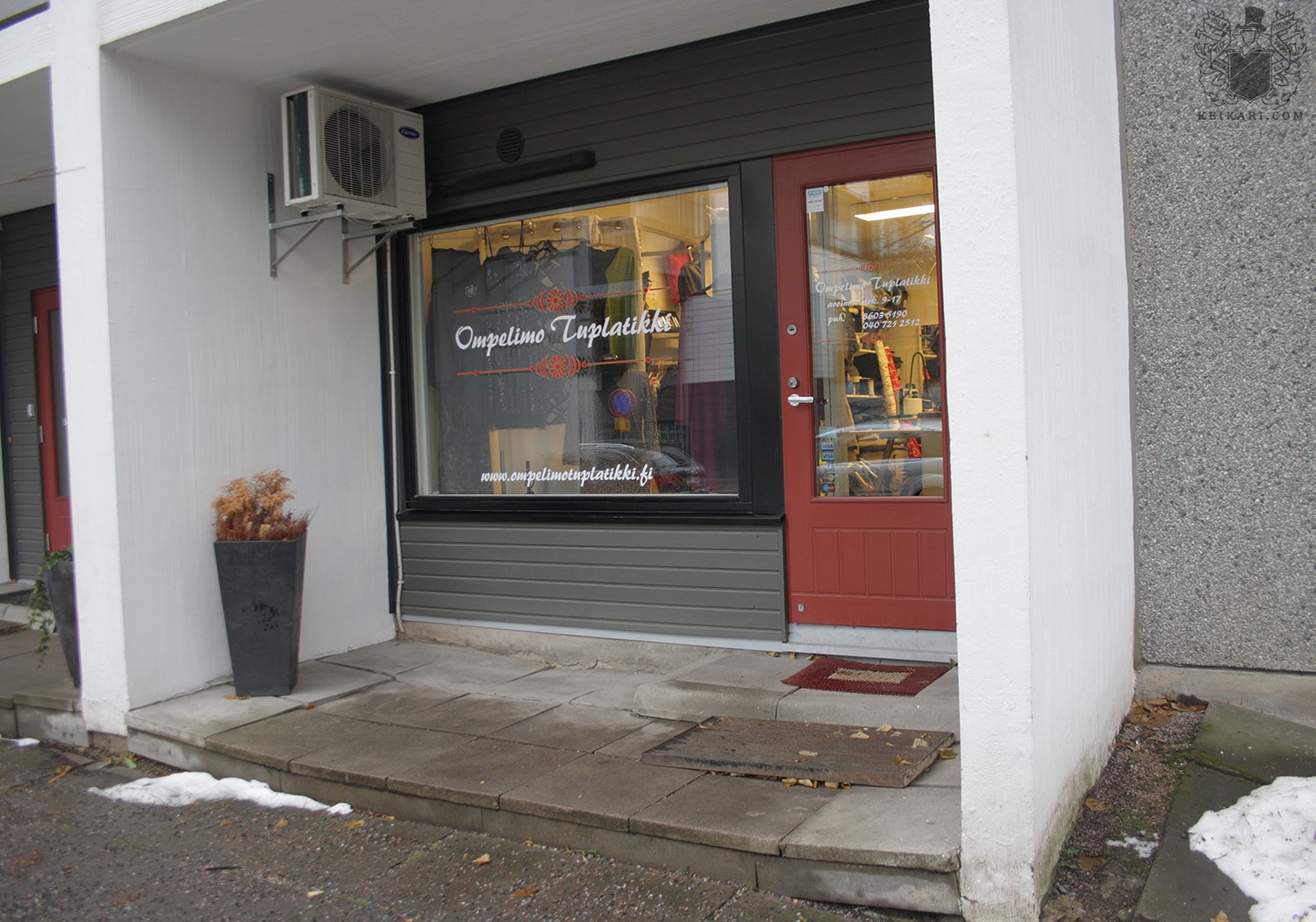 ompelimo_tuplatikki_keikarissa