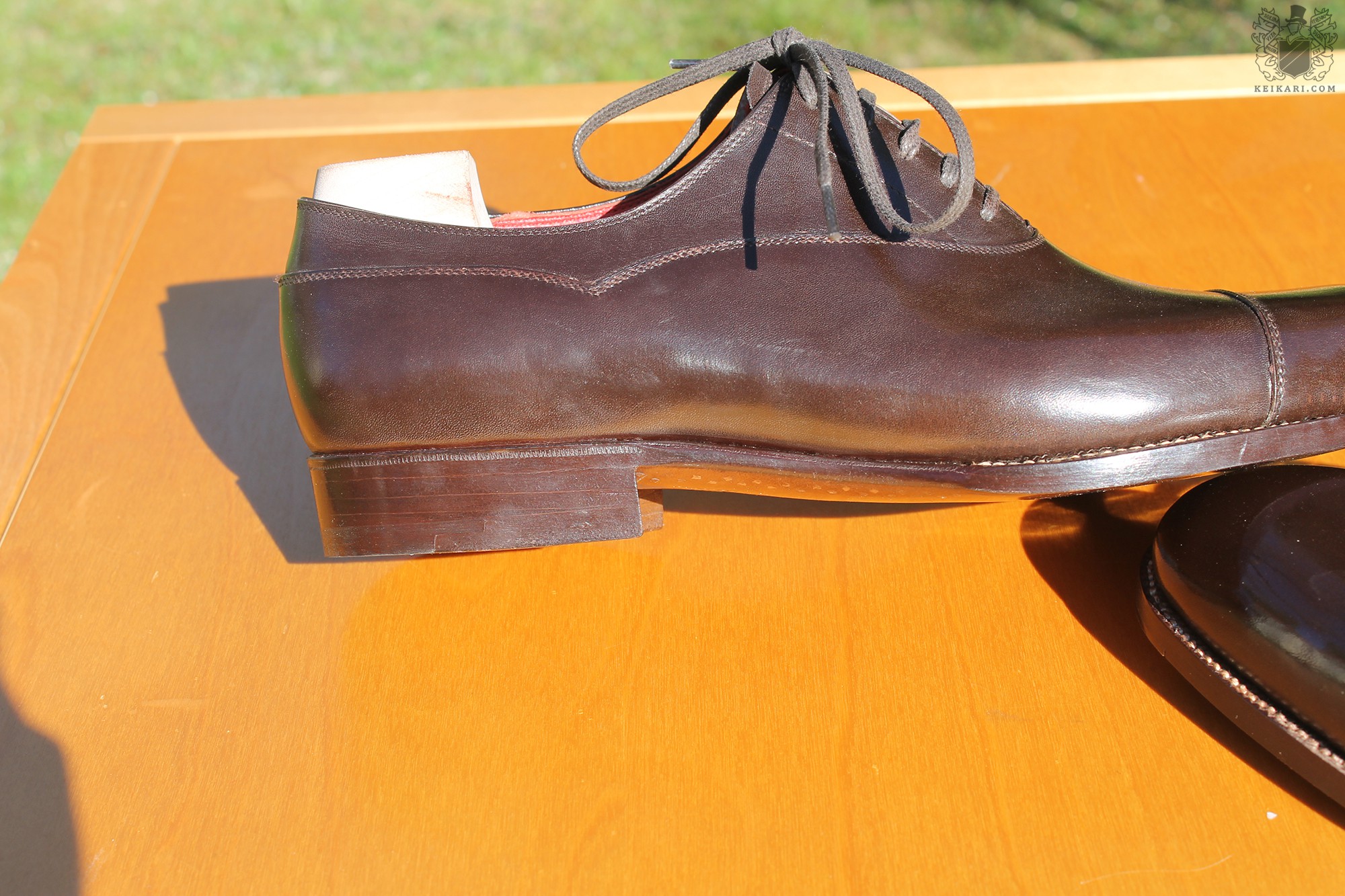 Anatomy_of_Saint_Crispin's_shoes_at_Keikari_dot_com12