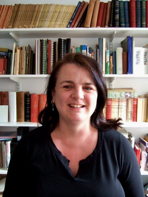 Interview_with_Rebecca_Shawcross_from_Northampton_Shoe_Museum_at_Keikari_dot_com