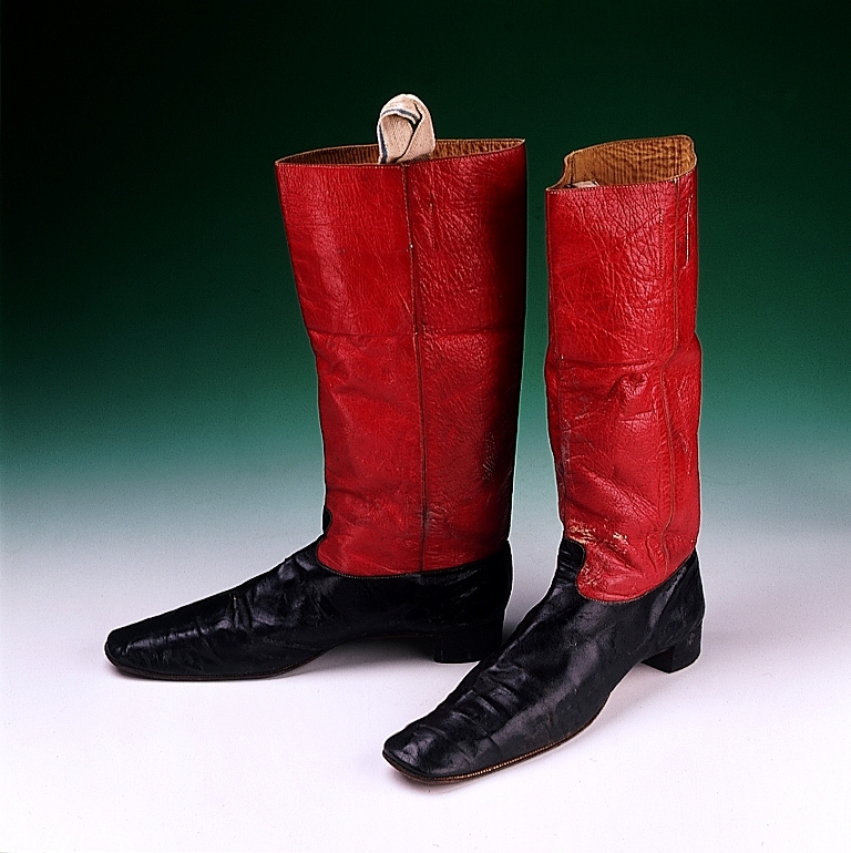 Interview_with_Rebecca_Shawcross_from_Northampton_Shoe_Museum_at_Keikari_dot_com05