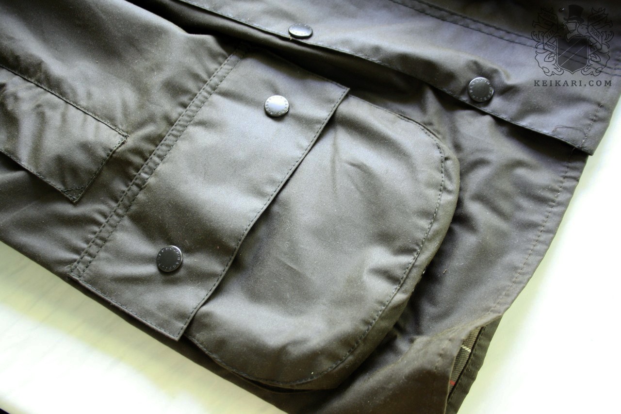 Anatomy_of_the_Barbour_Beaufort_wax_cotton_jacket_at_Keikari_dot_com04