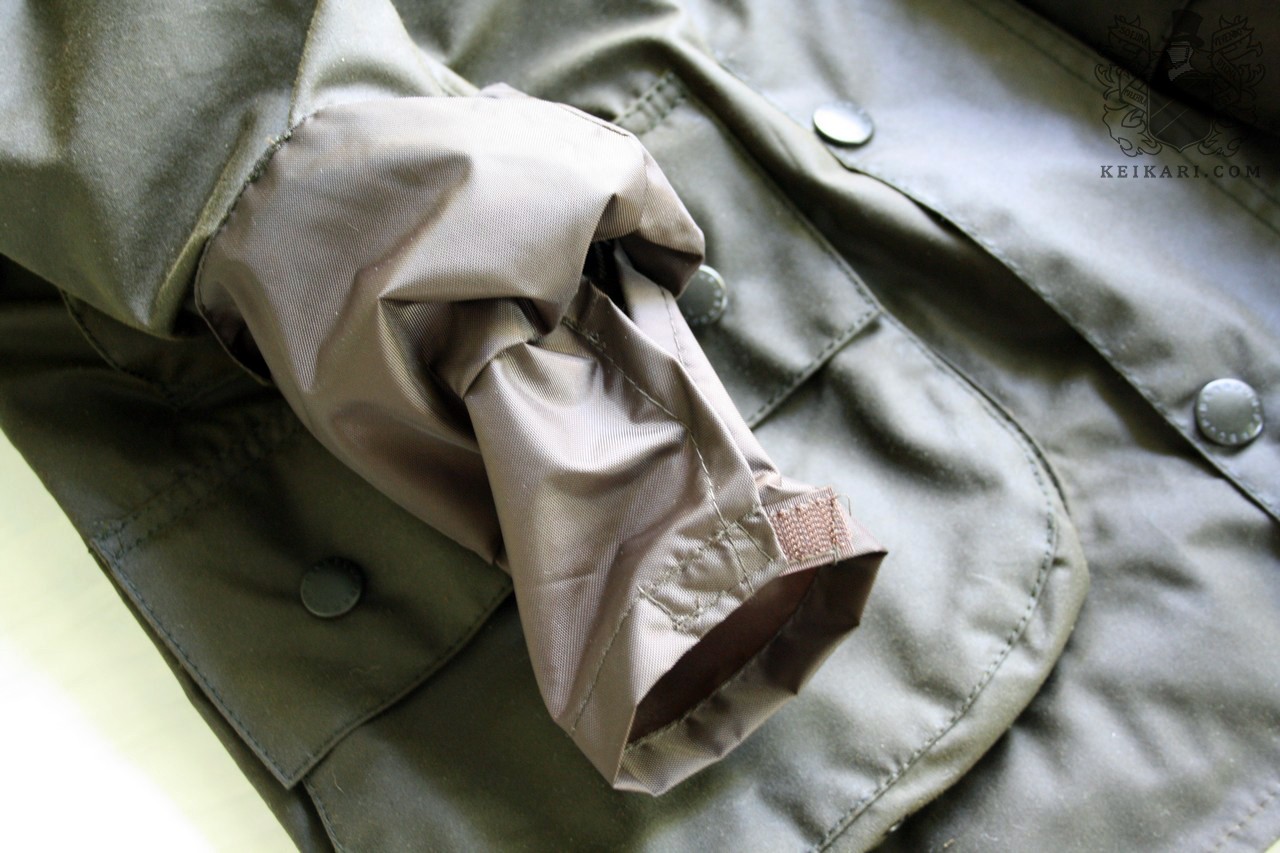 Anatomy_of_the_Barbour_Beaufort_wax_cotton_jacket_at_Keikari_dot_com08